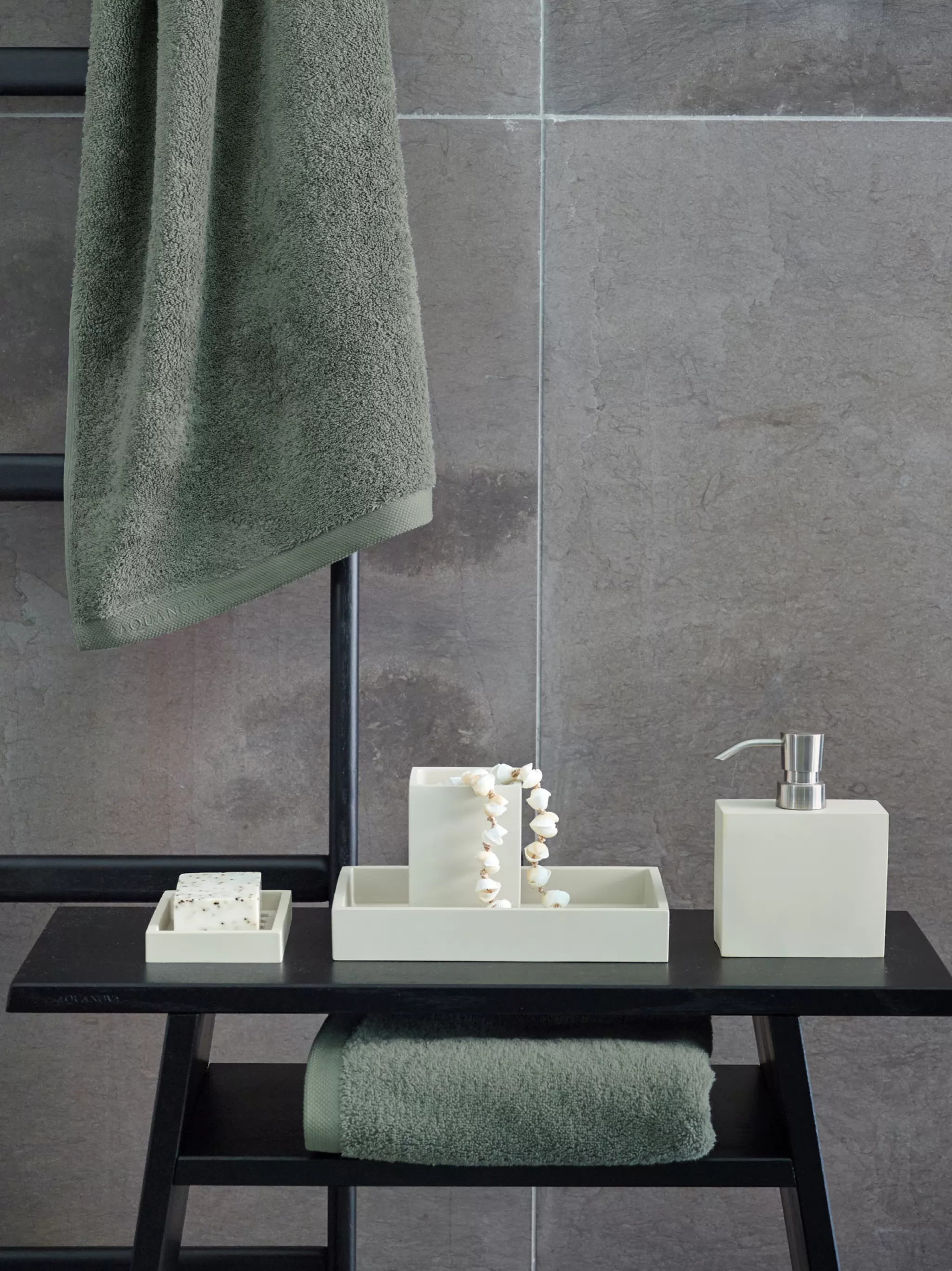 Aquanova Basic*Bath Mat Loa Color Thyme (Loabm-293)