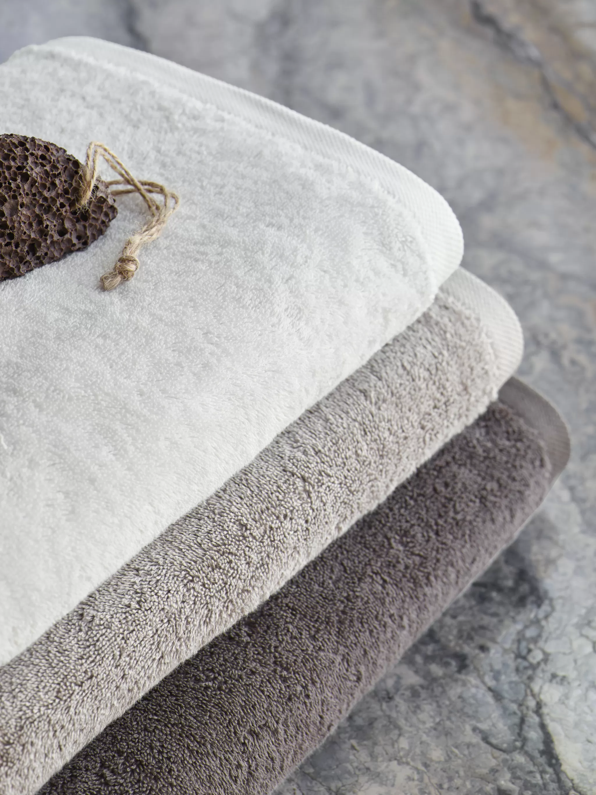 Aquanova Cotton*Bath Mat London Color Truffle (Lonbm-106)