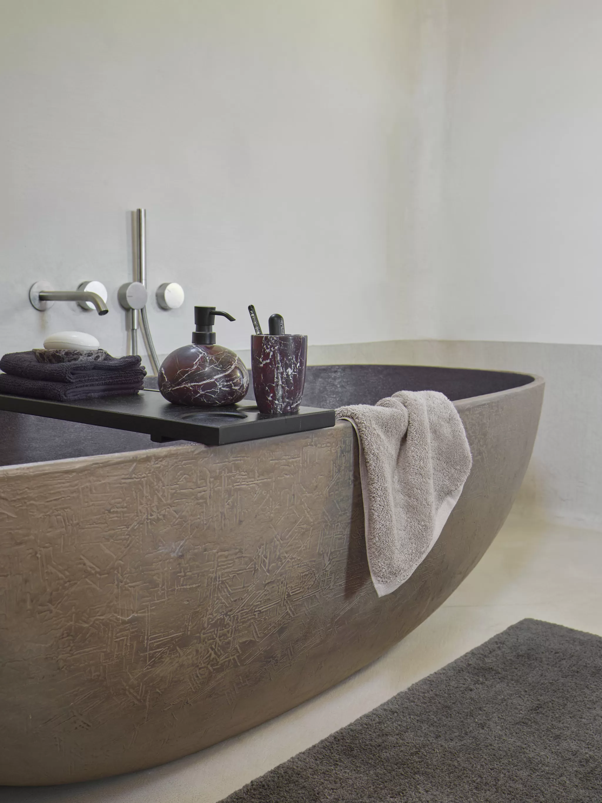 Aquanova Basic*Bath Mat Mauro Color Ash-109 (Maubm-109)