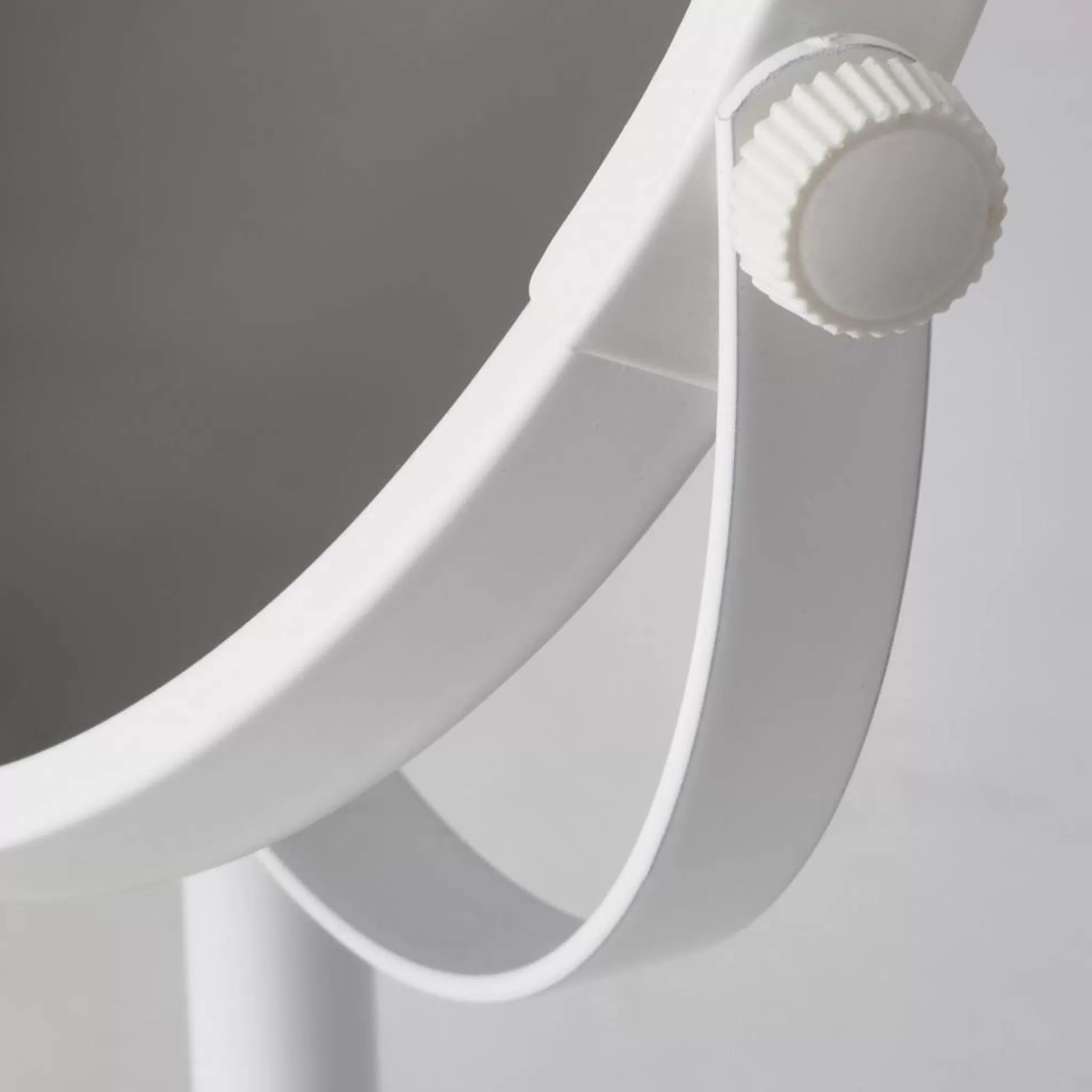 Aquanova Mirrors*Beau Cosmetics Mirror White-43 (Beamir) Magnification 3X