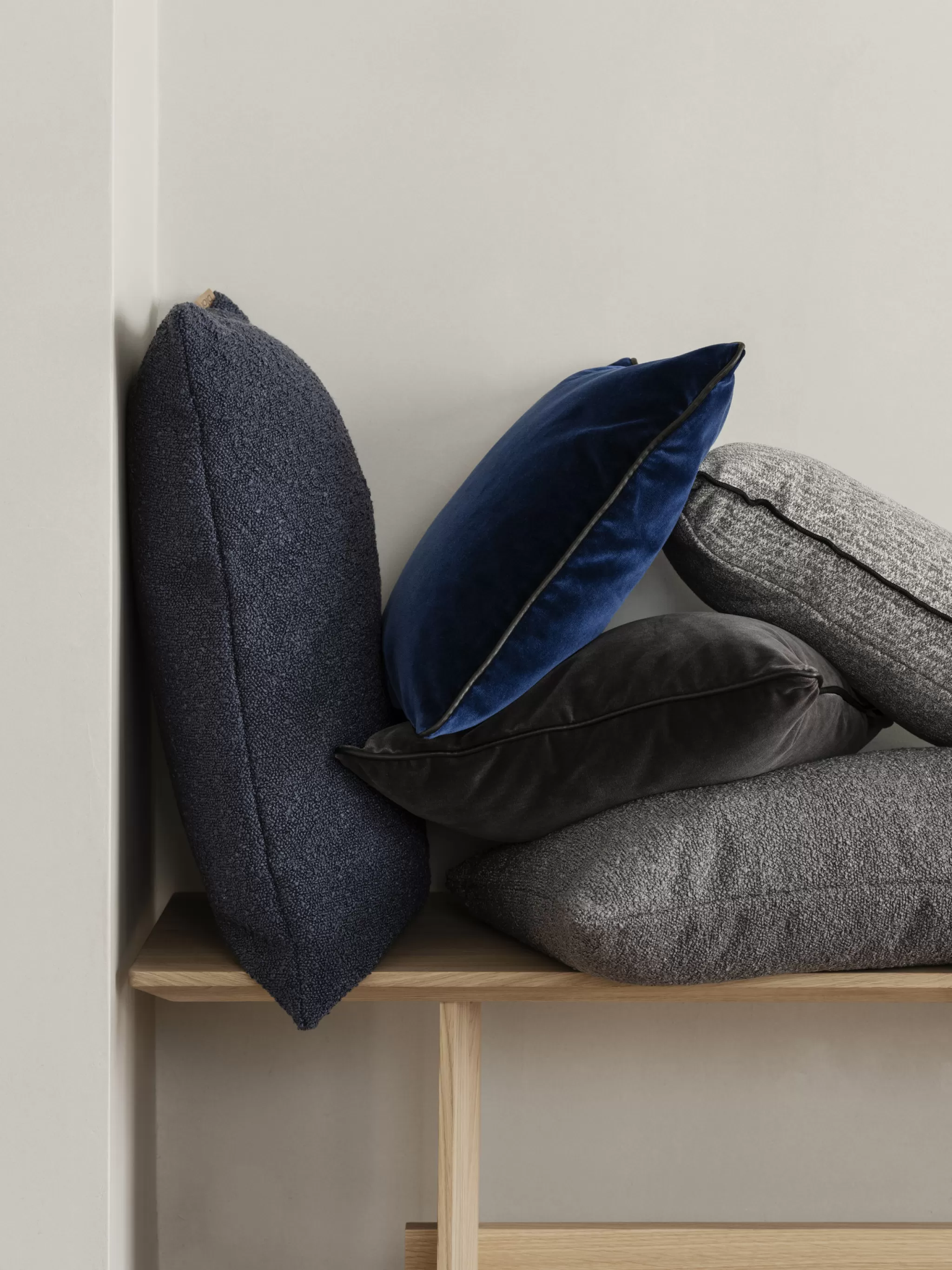 Blomus Decorative Pillows*Boucle Cushion Cover 40X40 - Midnight Blue (66582)