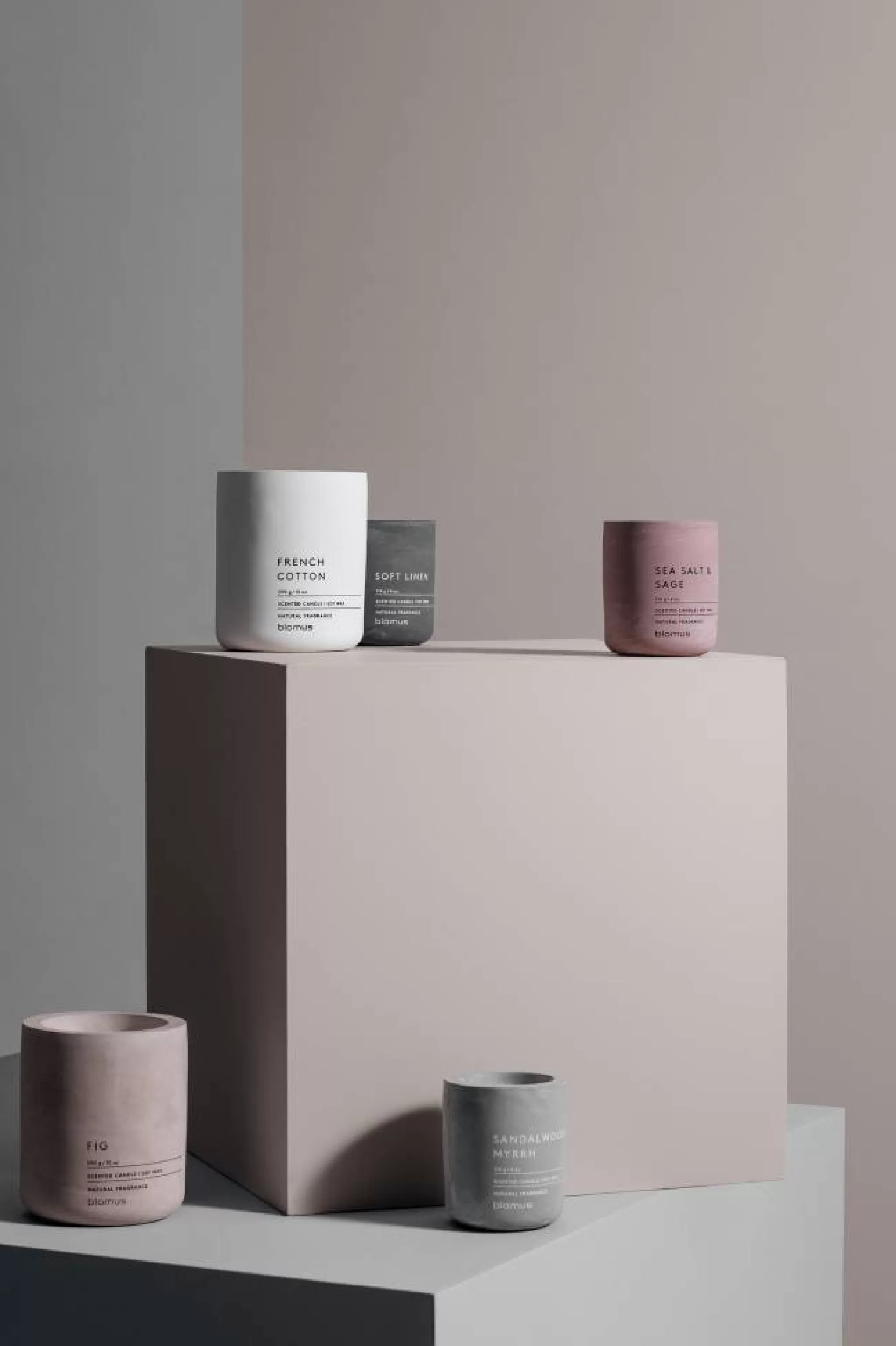 Blomus Fragrances*Fraga Scented Candle French Cotton (290 Grams) 65654