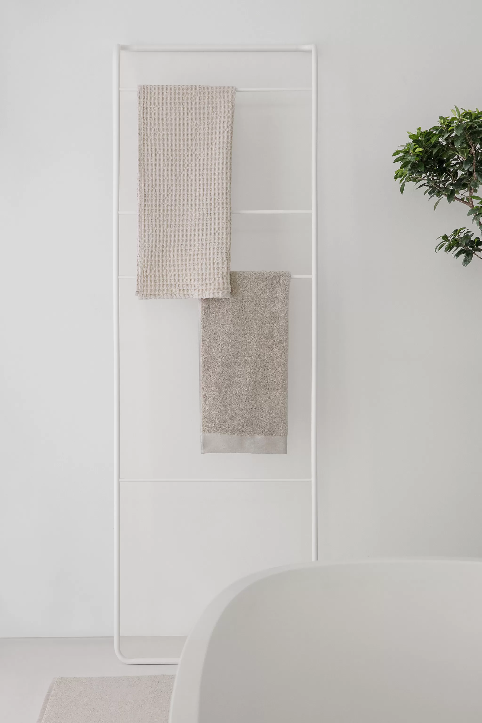 Blomus Towel Rack*Modo Towel Ladder White (66272)