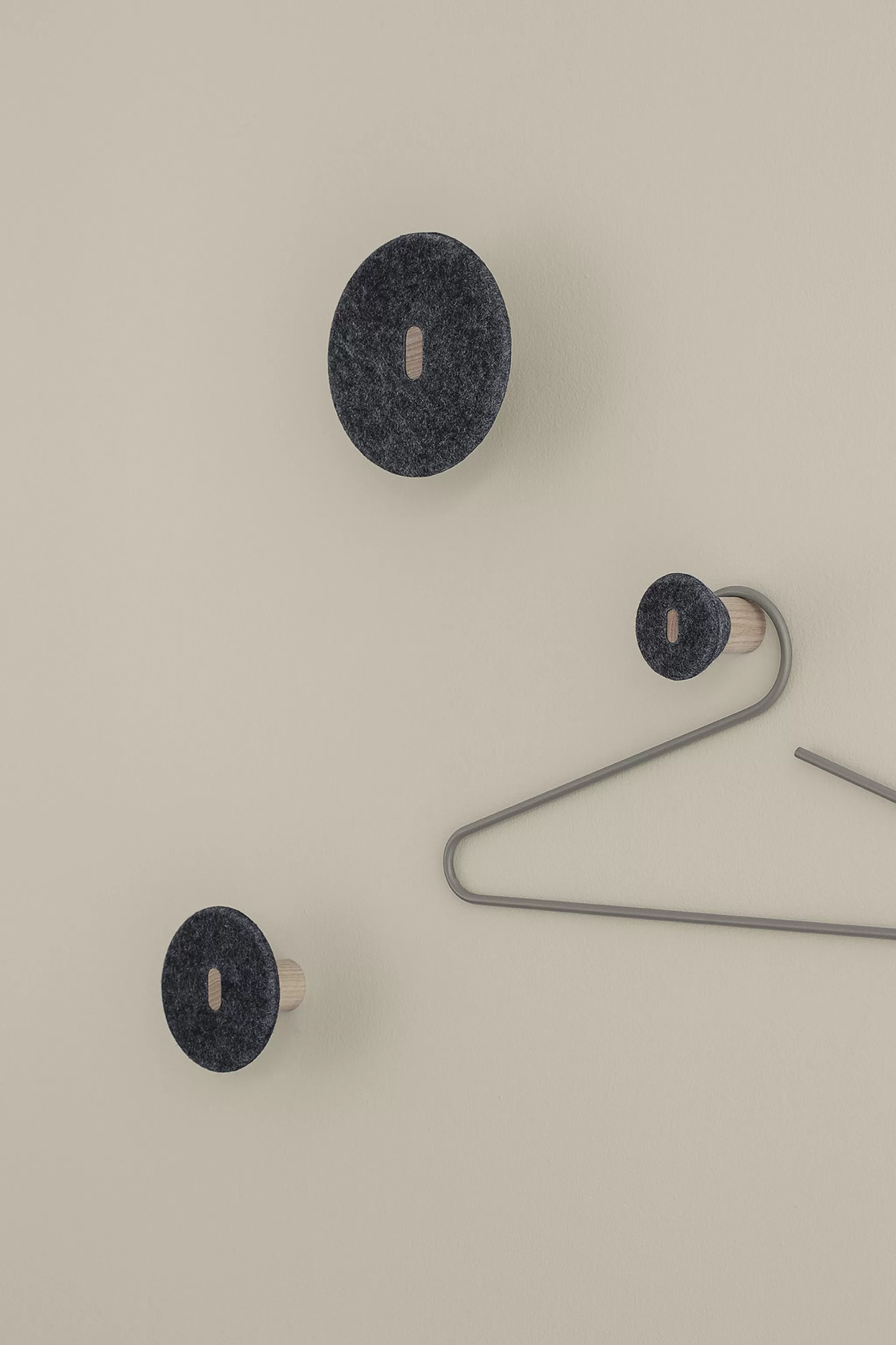 Blomus Towel Hook*Pela Wall Hooks (Set / 3) 66015