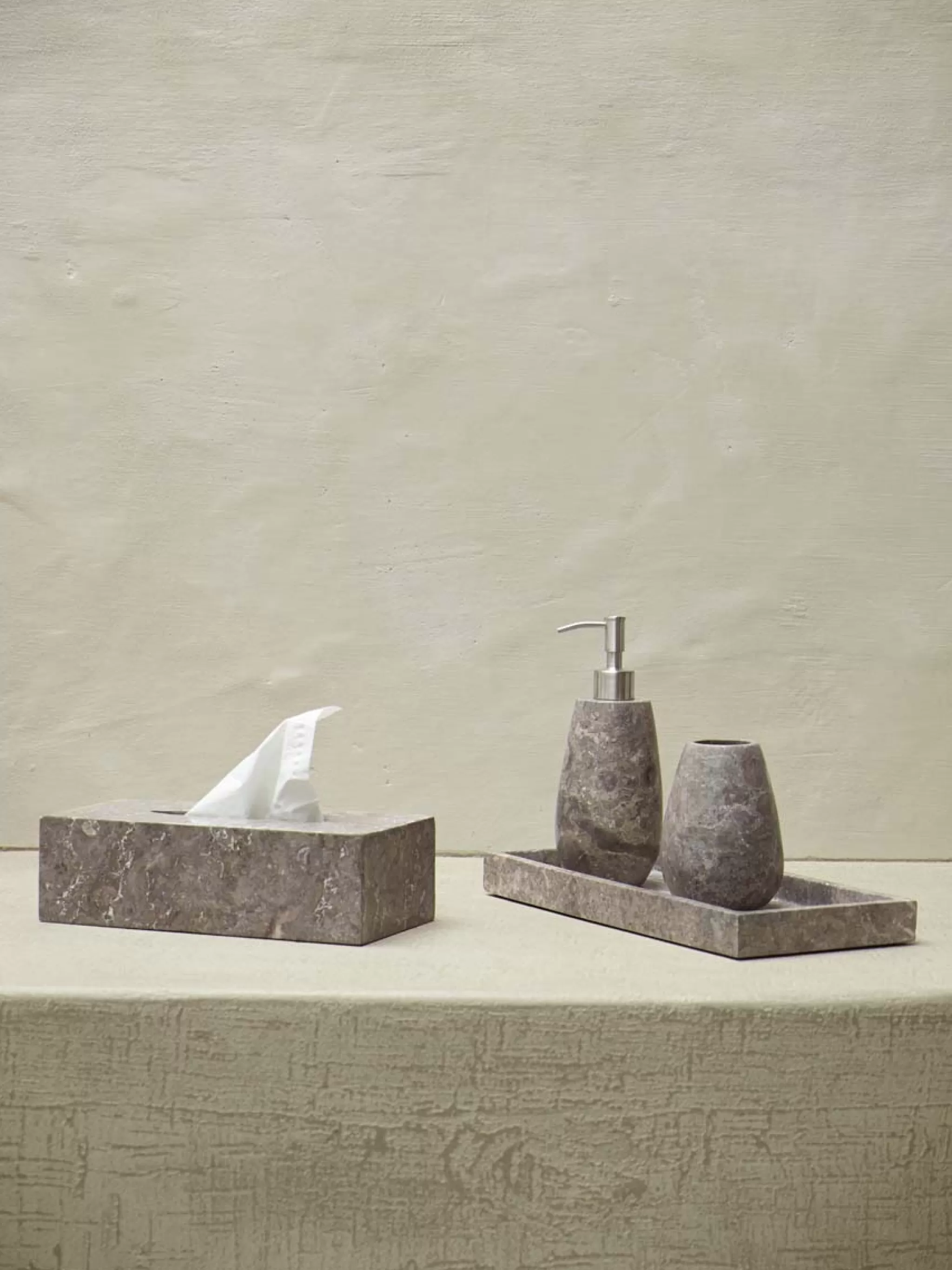 Aquanova Tissue Holder*Tissue Holder Conor Large Color Greige-15, Gray / Beige (Contil-15)