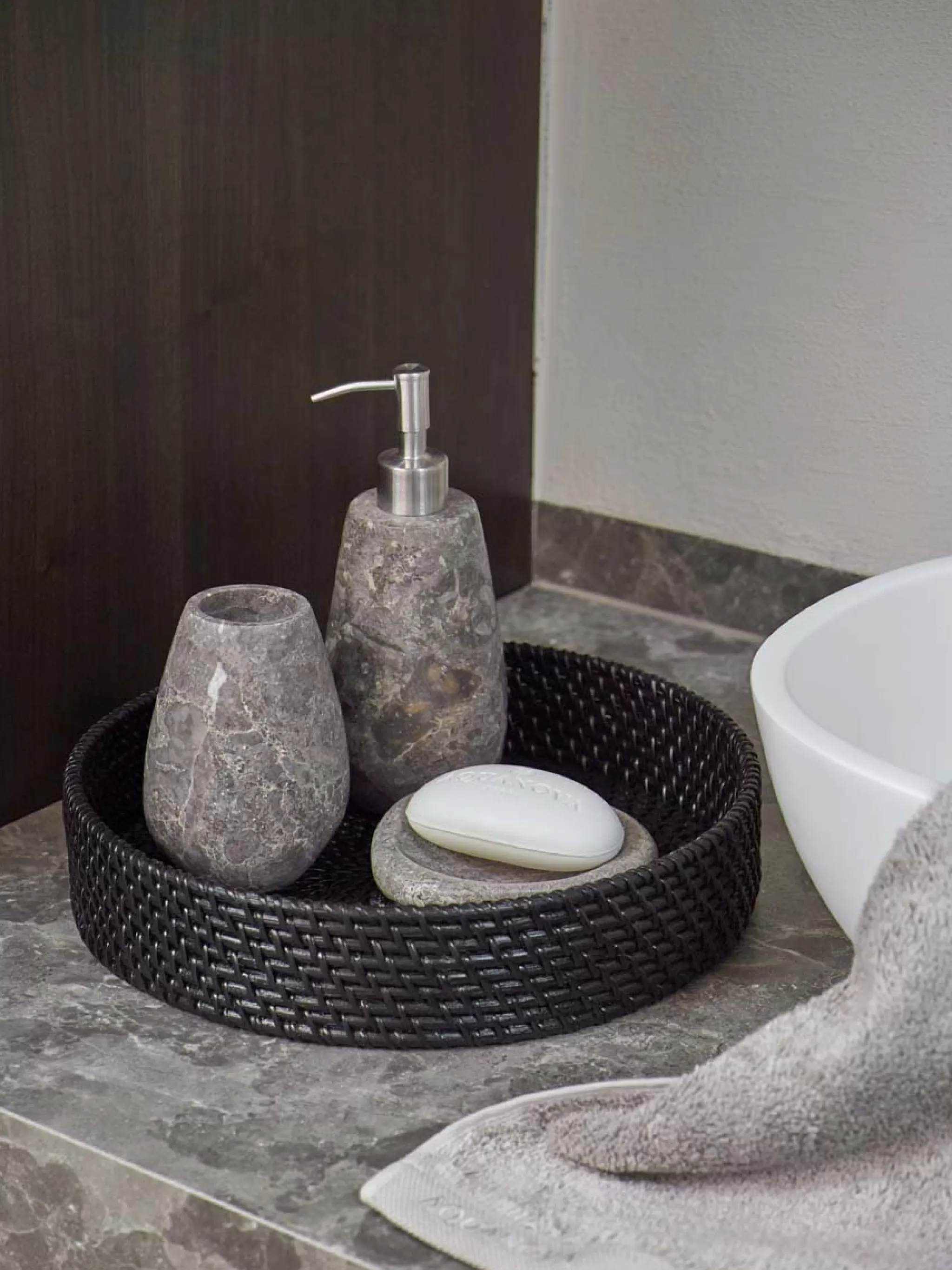 Aquanova Tissue Holder*Tissue Holder Conor Large Color Greige-15, Gray / Beige (Contil-15)