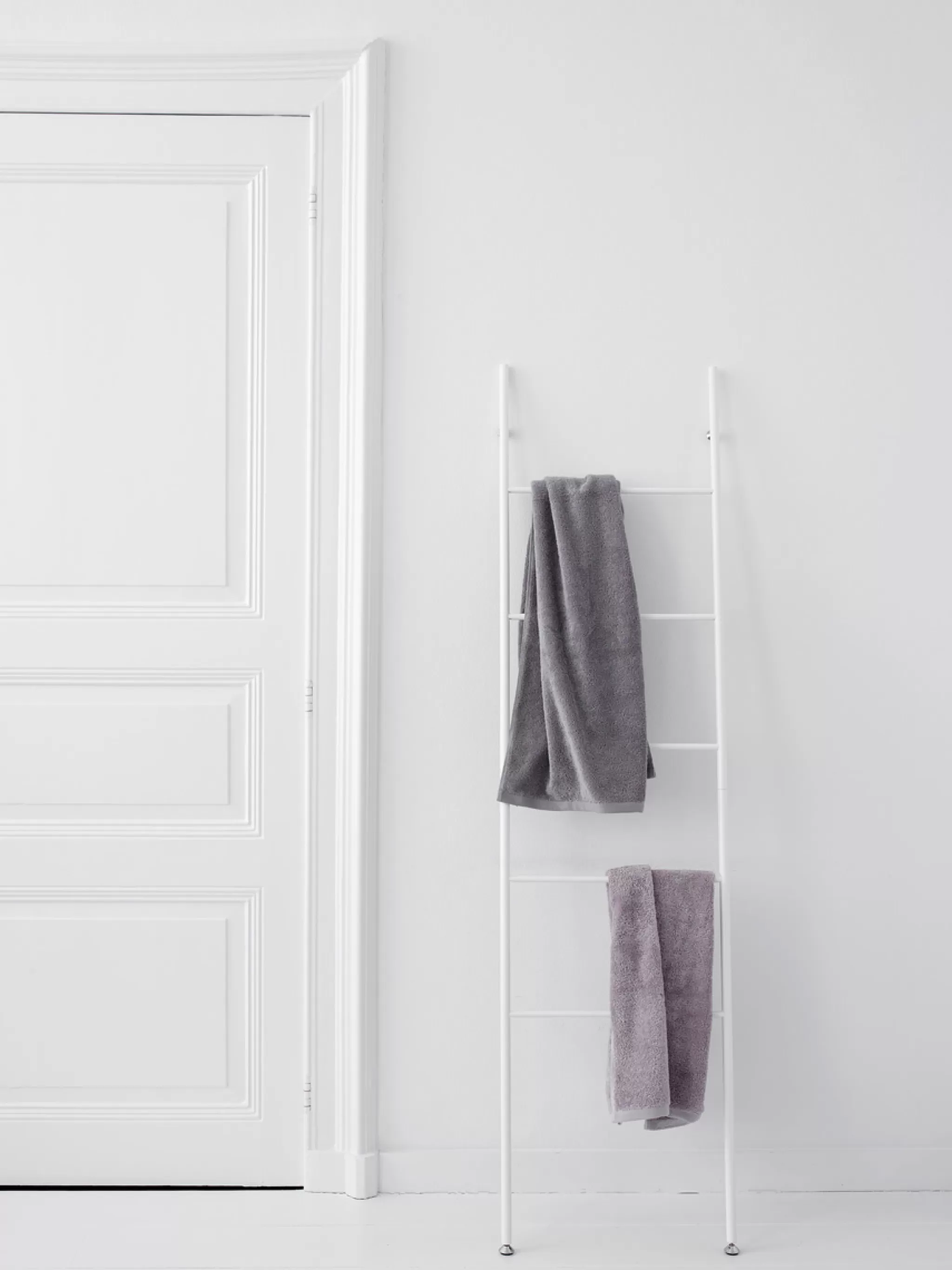 Aquanova Towel Rack*Towel Ladder Icon White-43