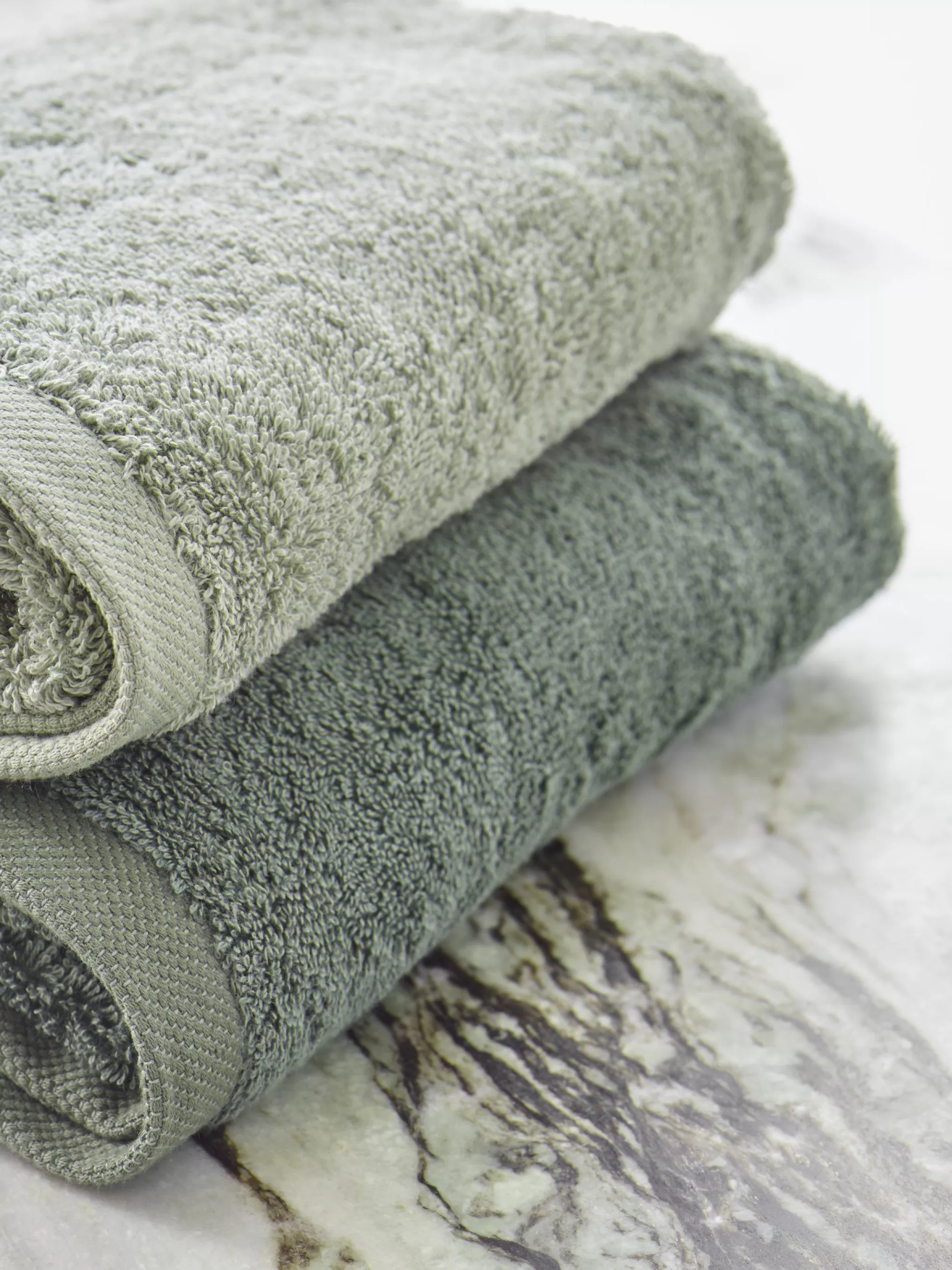 Aquanova London*Towel London Forest-269 (Lontw-269), Dark Green